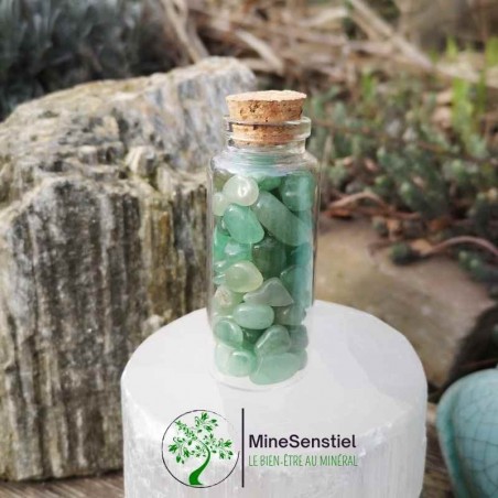Mini Cristaux d'aventurine verte avec Fiole en Verre de 30ml - Elixir de cristaux - Eau de lune