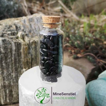 Mini Cristaux de tourmaline noire avec Fiole en Verre de 30ml - Elixir de cristaux - Eau de lune