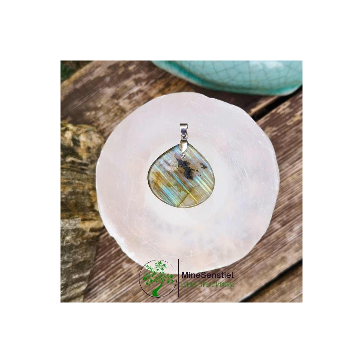 Pendentif labradorite multicolore