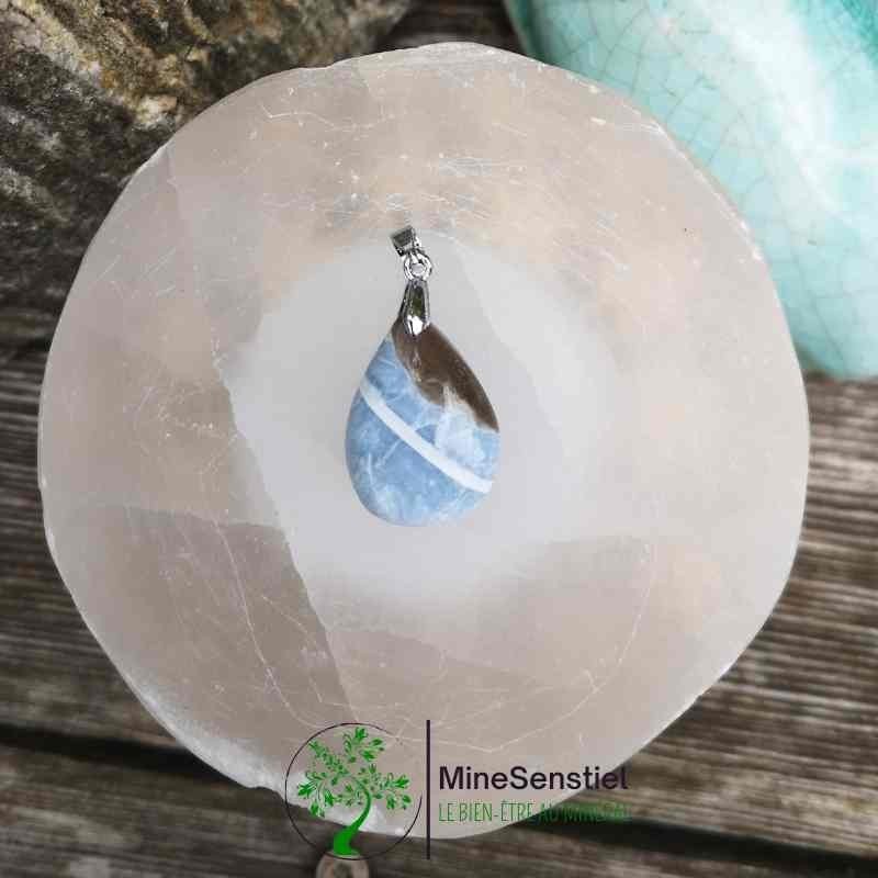 Pendentif en Opale Owyhee