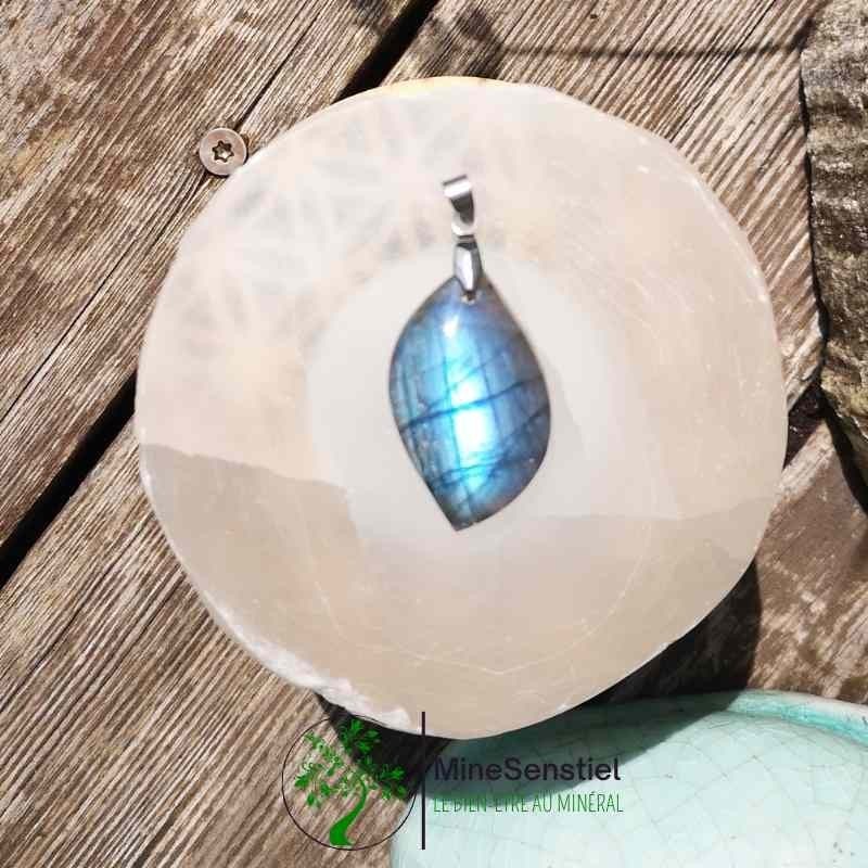 Pendentif labradorite bleu