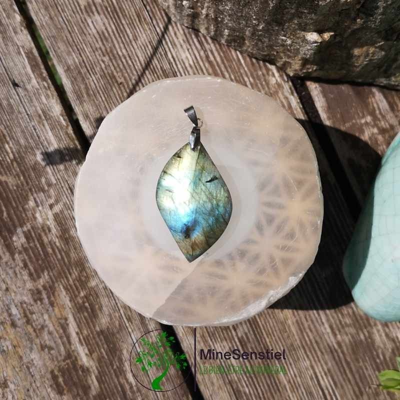 Pendentif labradorite bleu vert