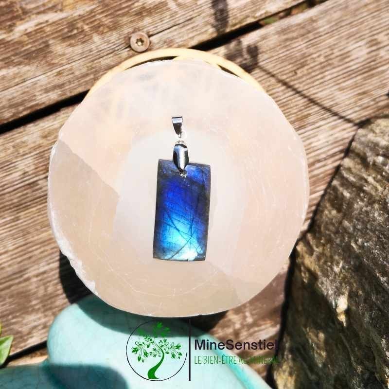 Pendentif labradorite bleue