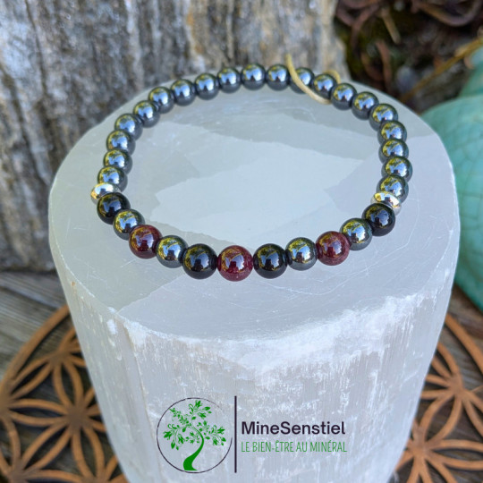 Bracelet chakra racine pierres naturelles grenat tourmaline noire hématite - vue de dessus