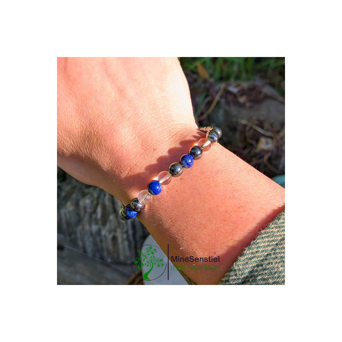 Bracelet chakra 3e œil porté au poignet - lapis-lazuli cristal de roche hématite