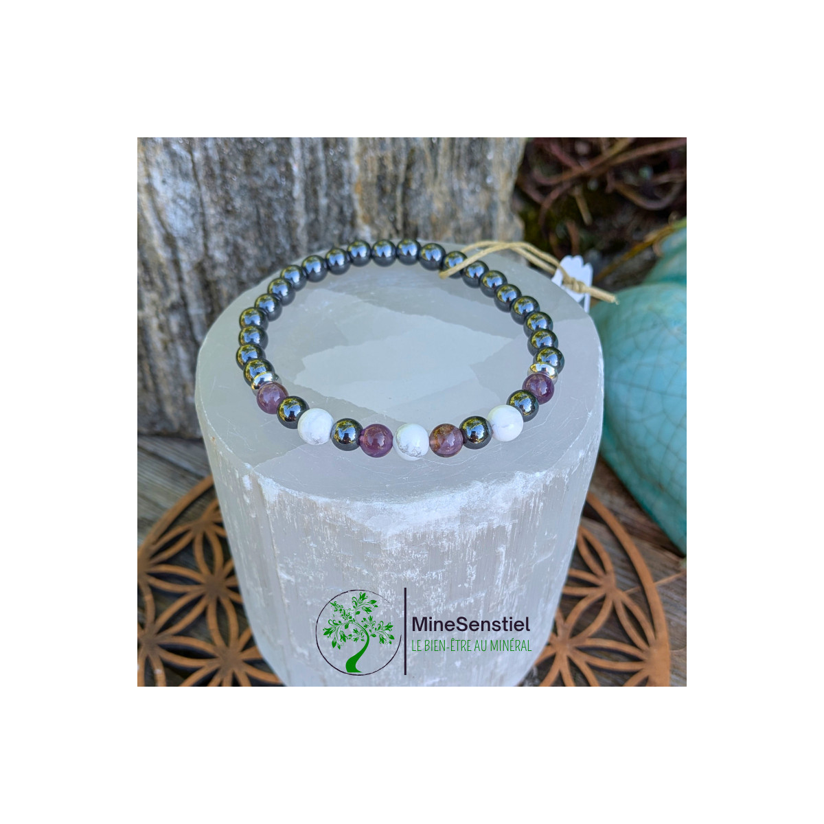 Bracelet chakra coronal en améthyste, howlite et hématite - vue de haut