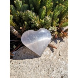 Magnifique coeur en sélénite