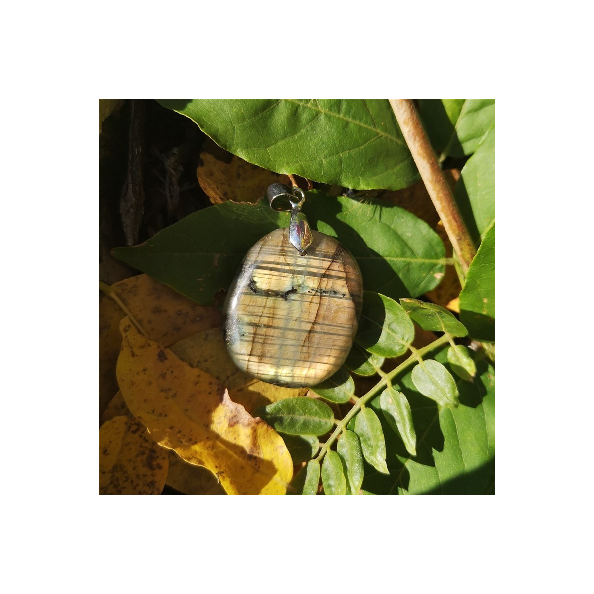 collier labradorite multicolore striée