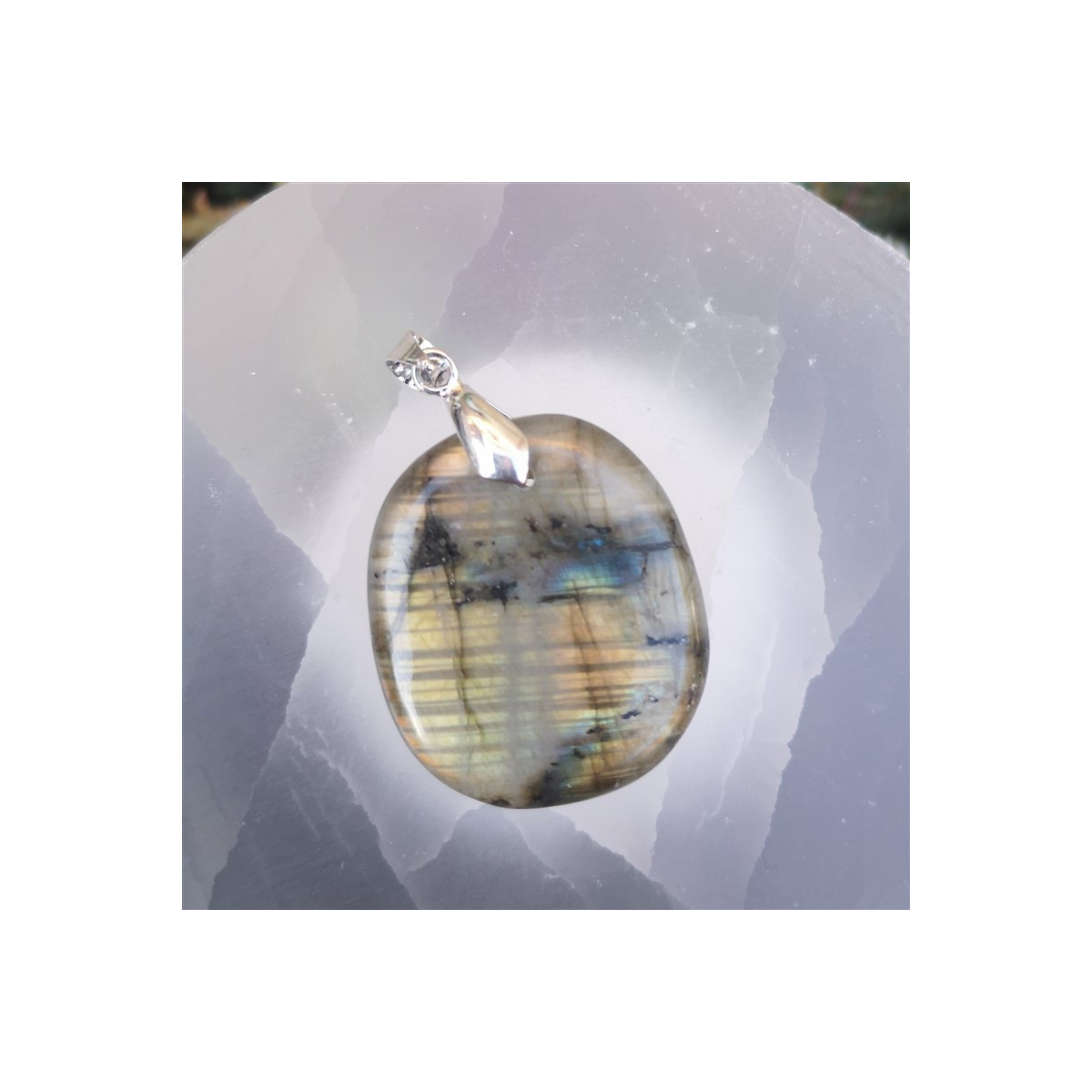 pendentif labradorite multicolore striée recto