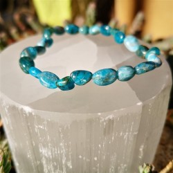 Bracelet apatite bleue nuggets