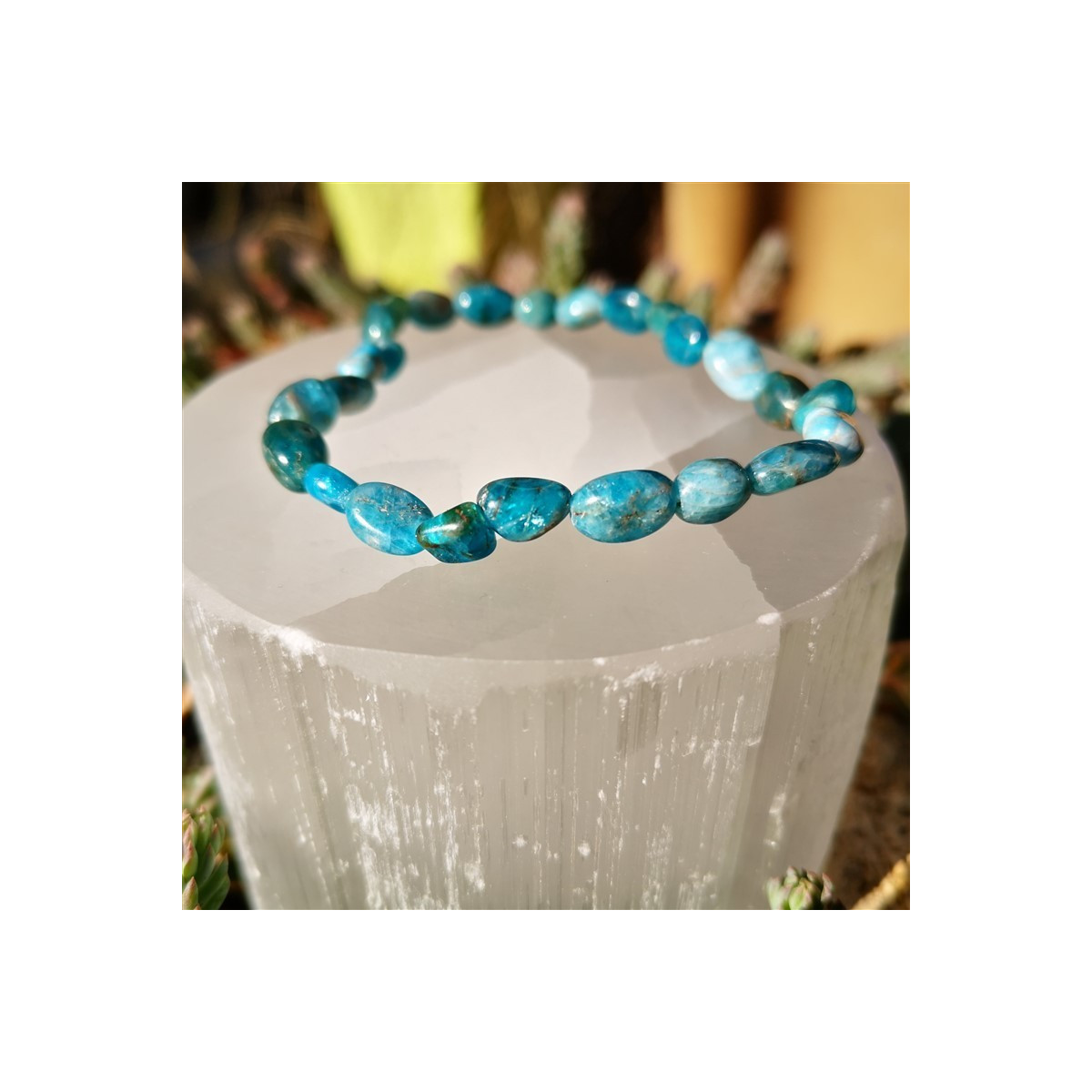 Bracelet apatite bleue nuggets