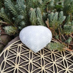 Sélénite Coeur fleur de vie