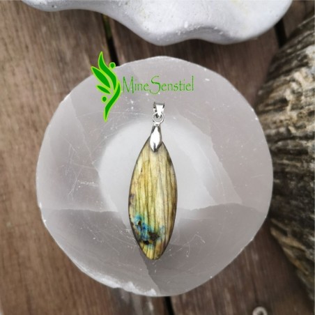 Collier labradorite