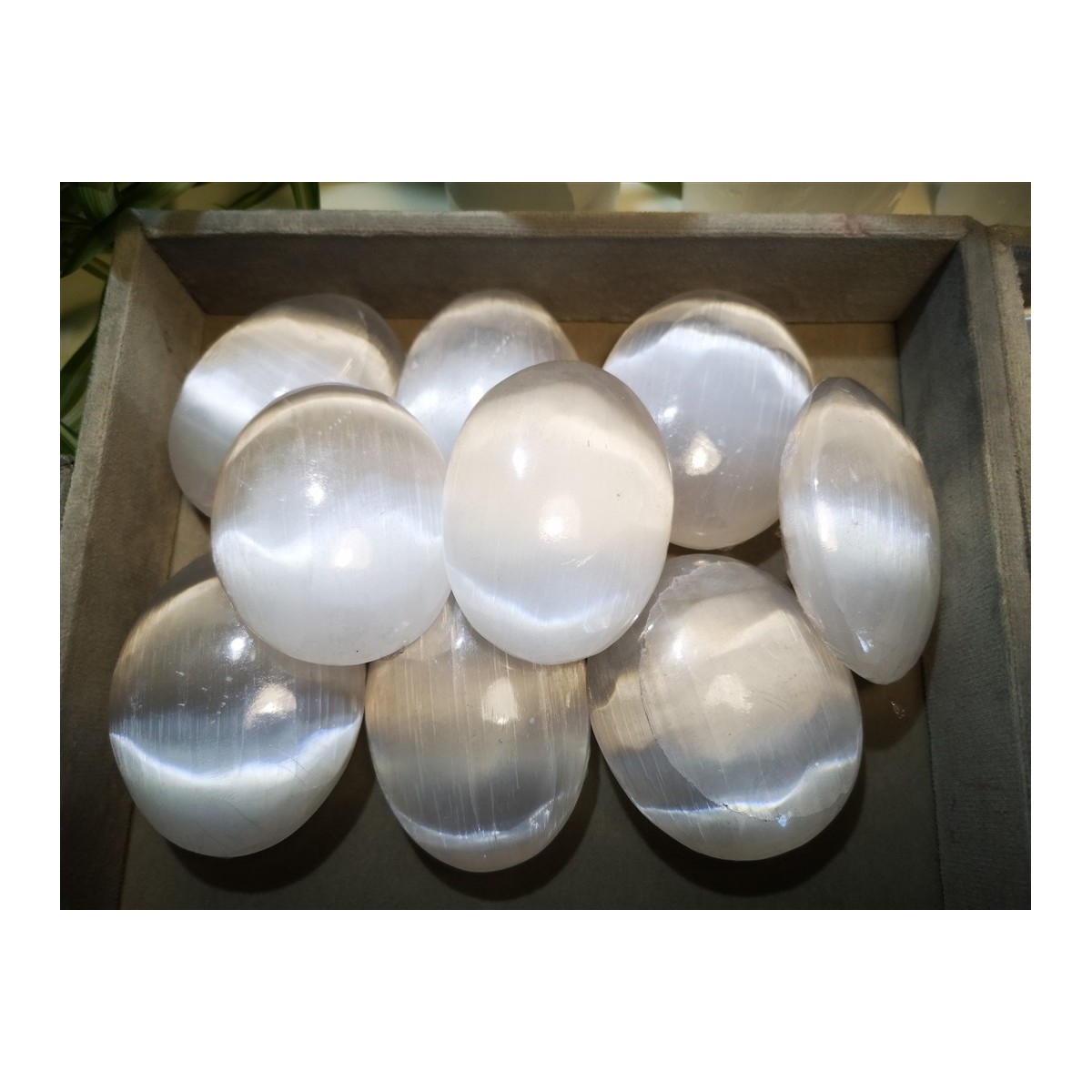 galets selenite