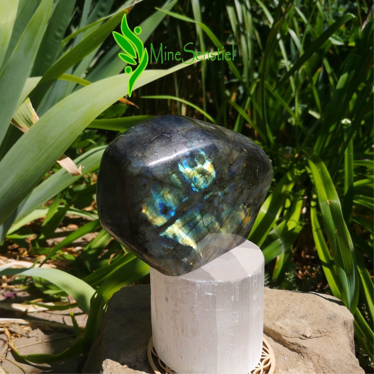 Labradorite forme libre