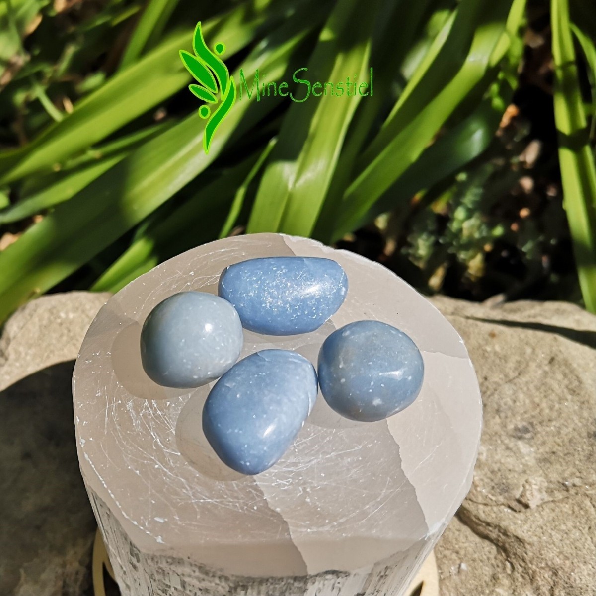 Pierre angélite à mettre en poche