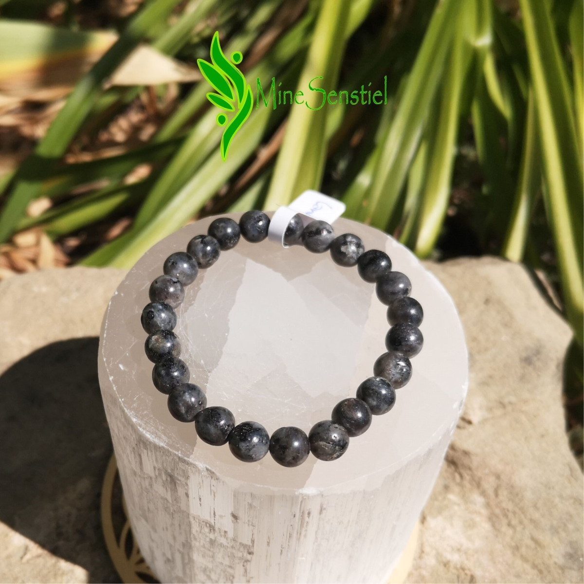 Bracelet larvikite
