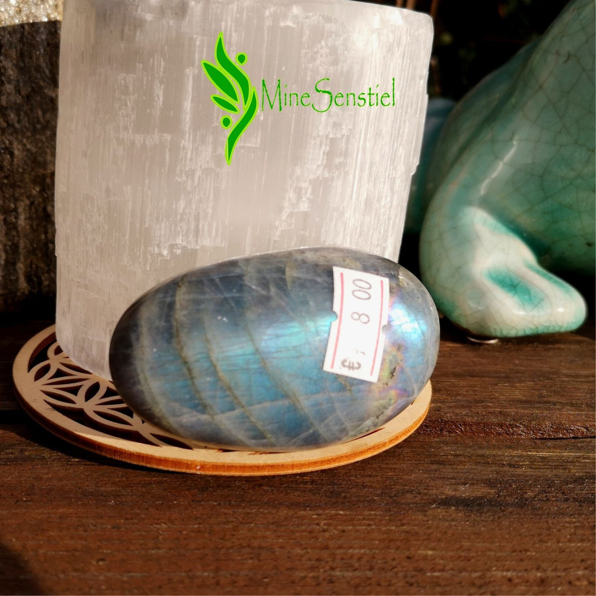 Galet labradorite bleu