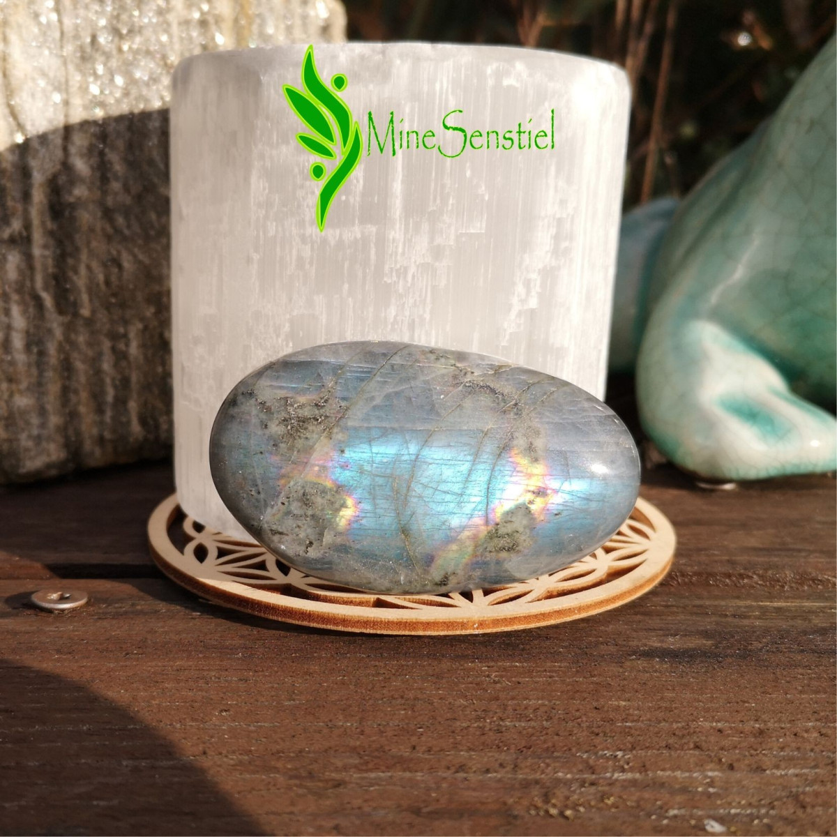 Galet labradorite bleu