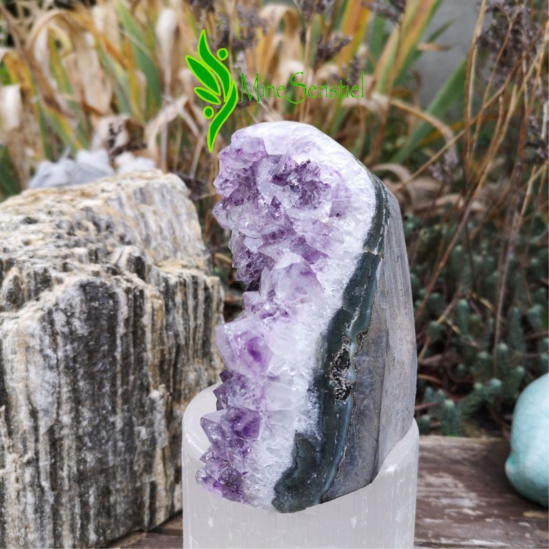 Géode d'améthyste