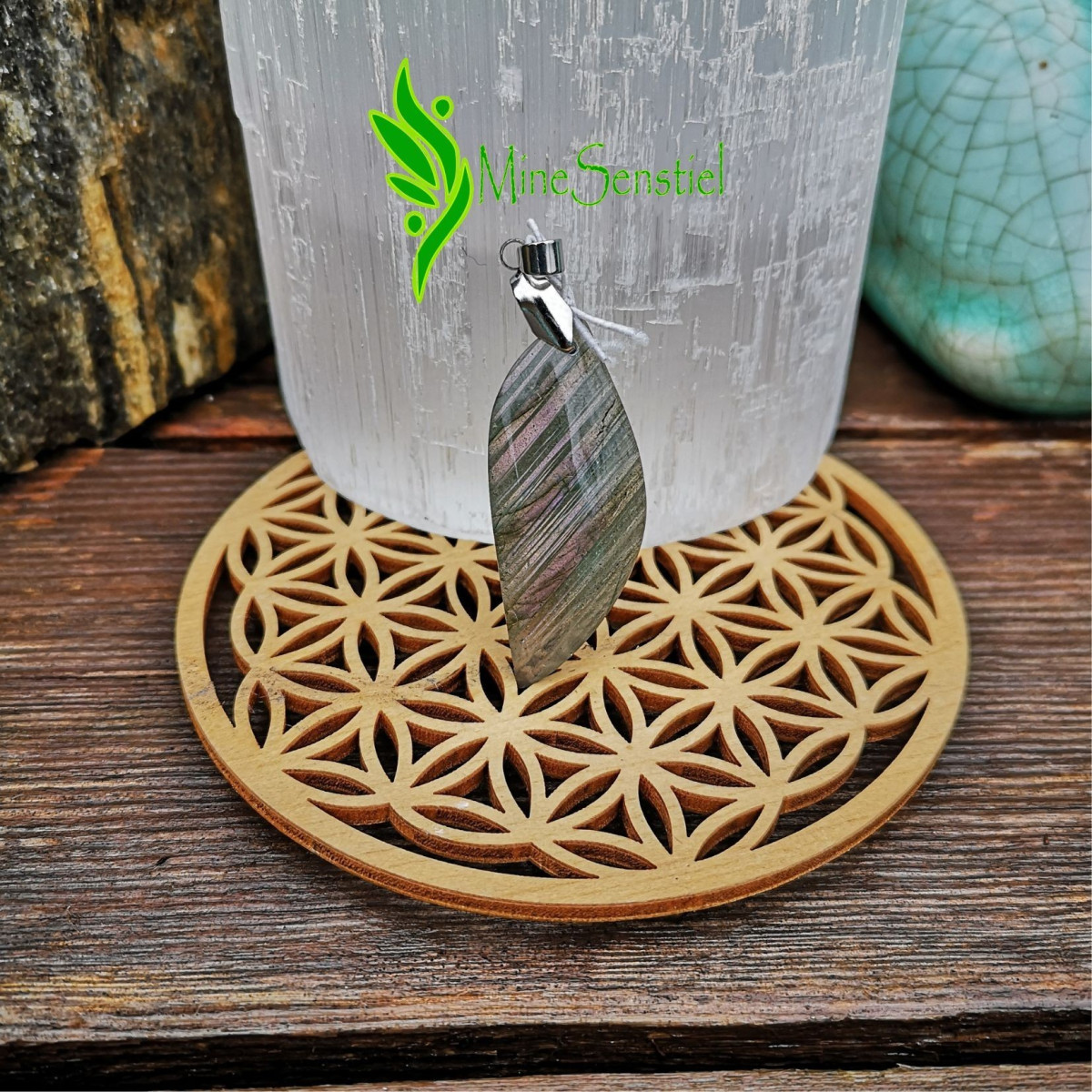 Pendentif labradorite viole