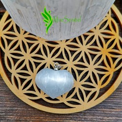 Pendentif sélénite coeur