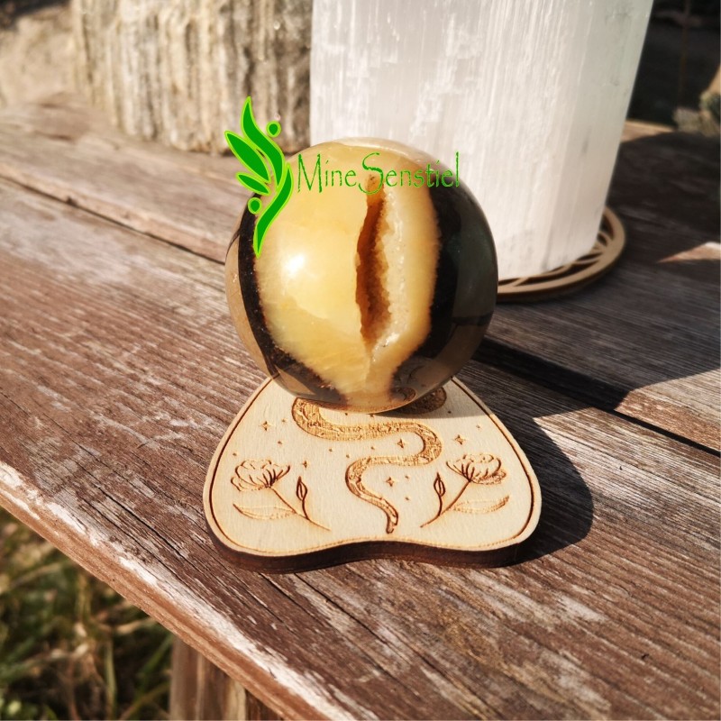 Support sphère ou oeuf en bois motif serpent