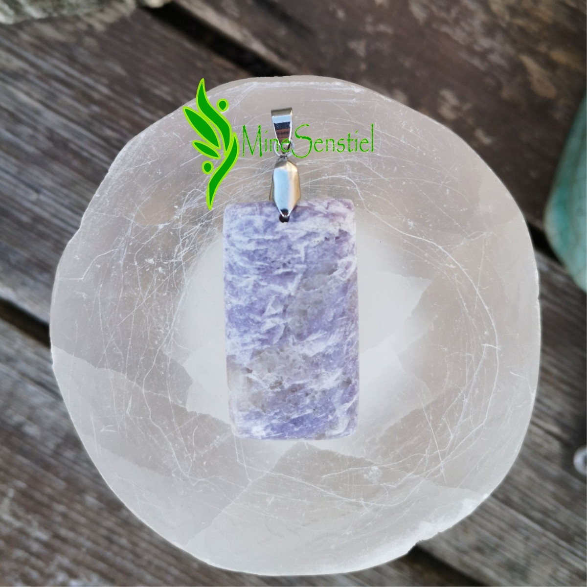 Pendentif lépidolite