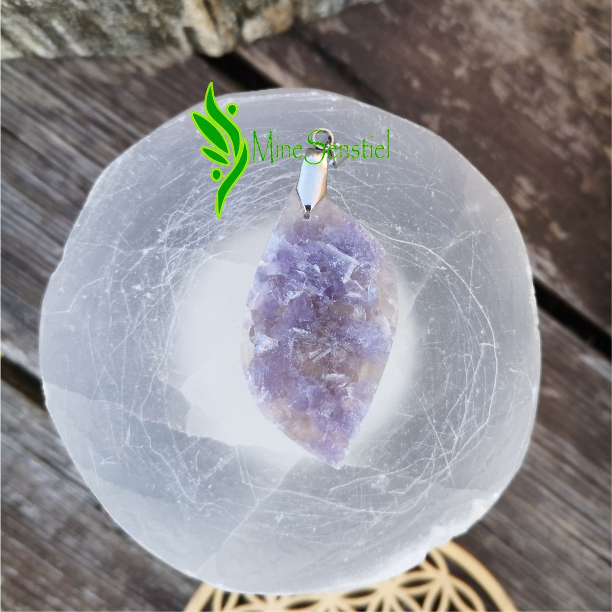 Pendentif lépidolite