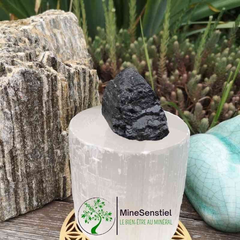 Tourmaline noire brute
