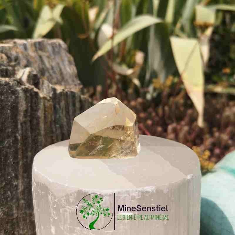 Pointe citrine naturelle