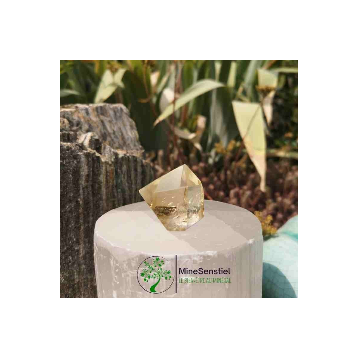 Pointe citrine naturelle