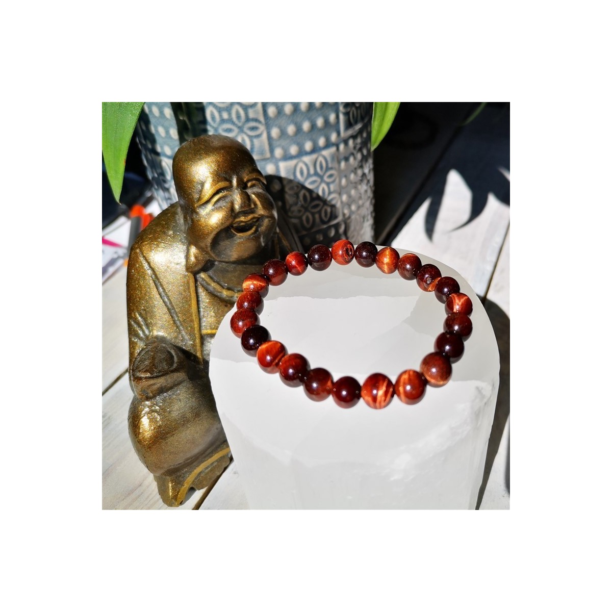 bracelet oeil de taureau 8mm sélénite et bouddha