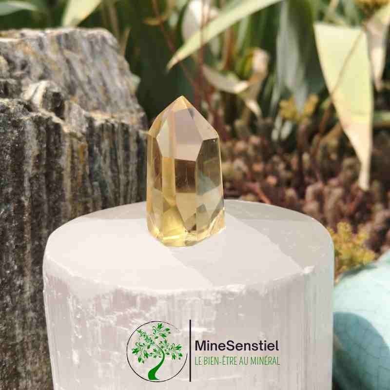 Pointe citrine naturelle