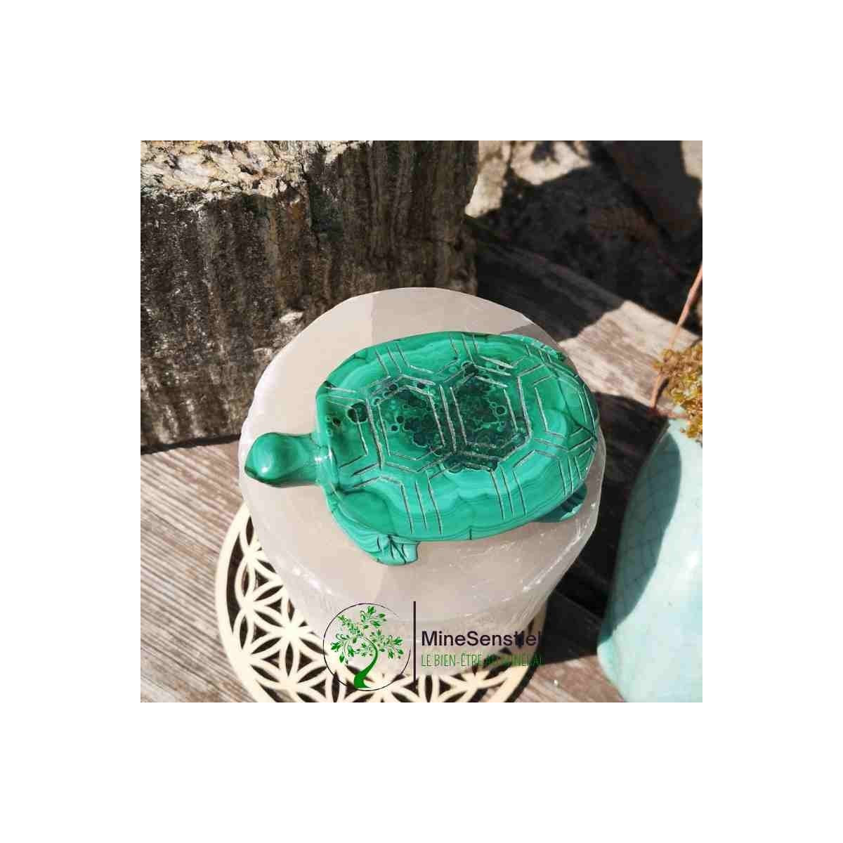 Tortue en pierre malachite