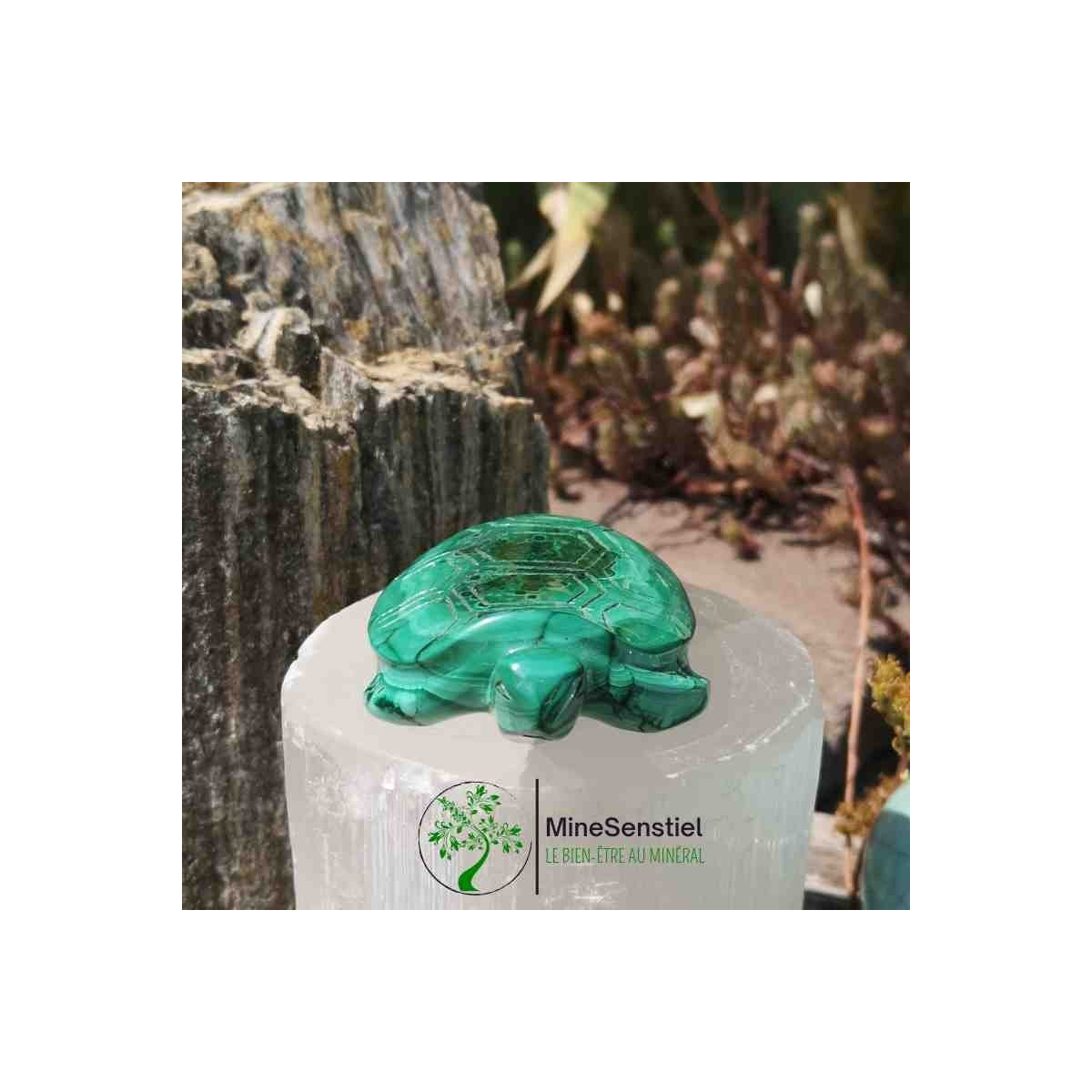 Tortue en pierre malachite