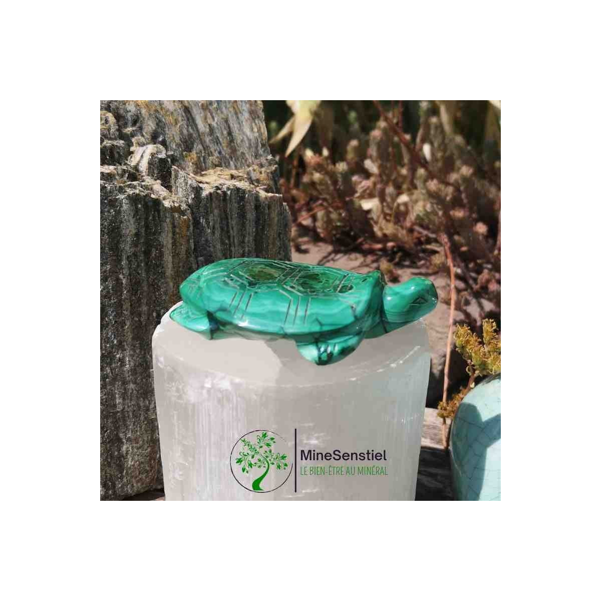 Tortue en pierre malachite