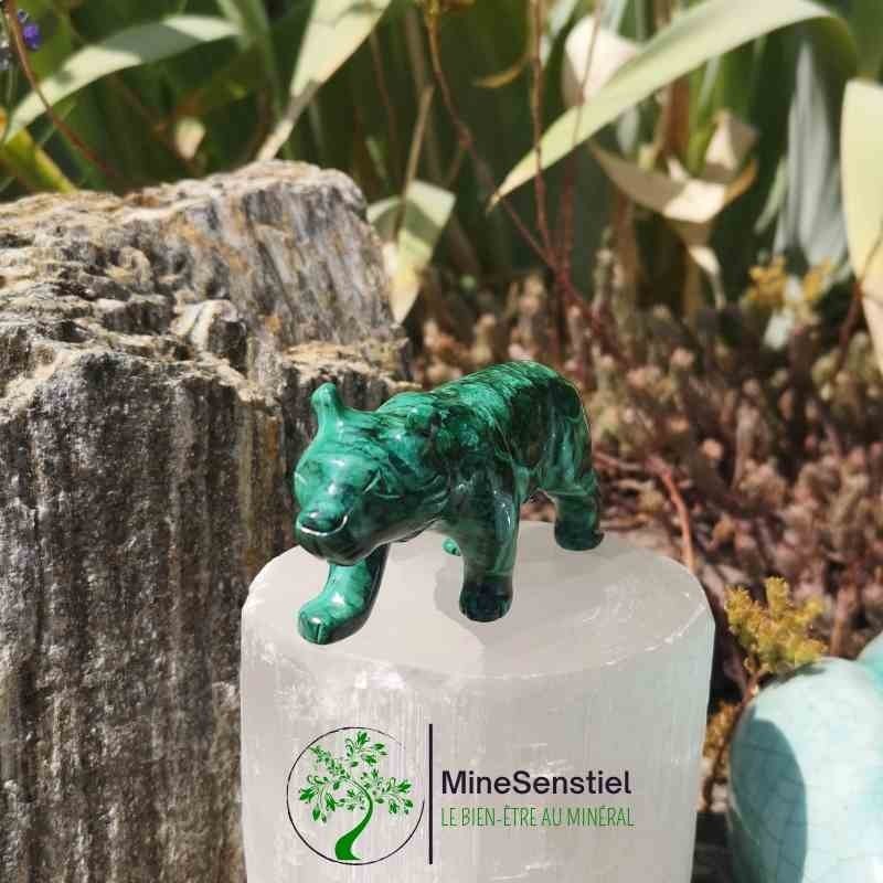 Tigre en pierre malachite