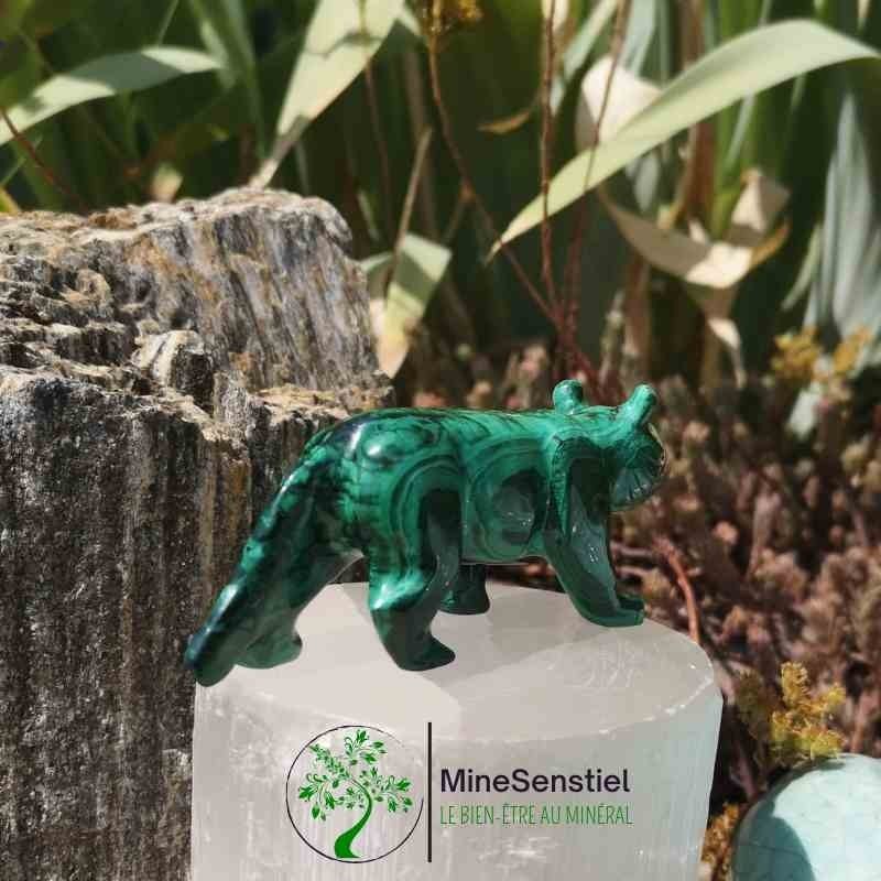 Tigre en pierre malachite