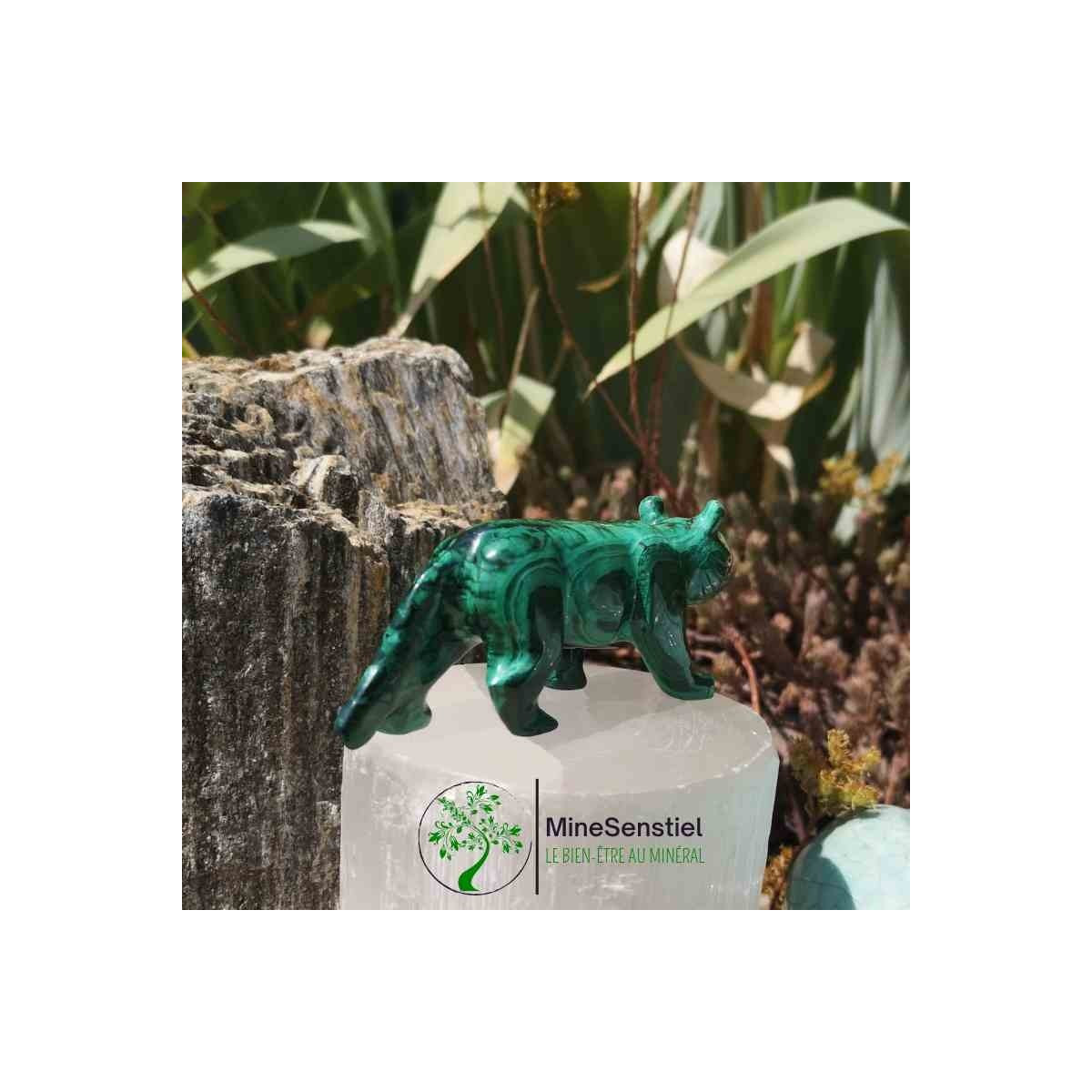 Tigre en pierre malachite