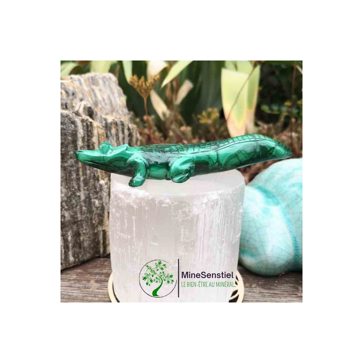Crocodile en pierre malachite
